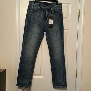 Risen Jeans